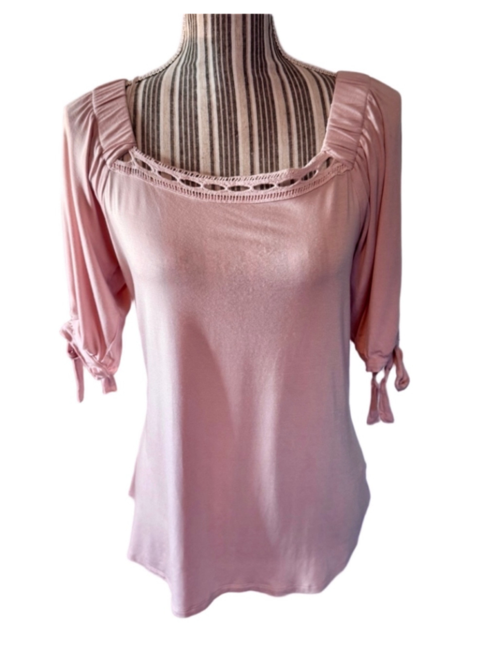 Women's Cable & Gauge Blouse Size L Pink Crochet Neck Tie Sleeve Top - Picture 1 of 8